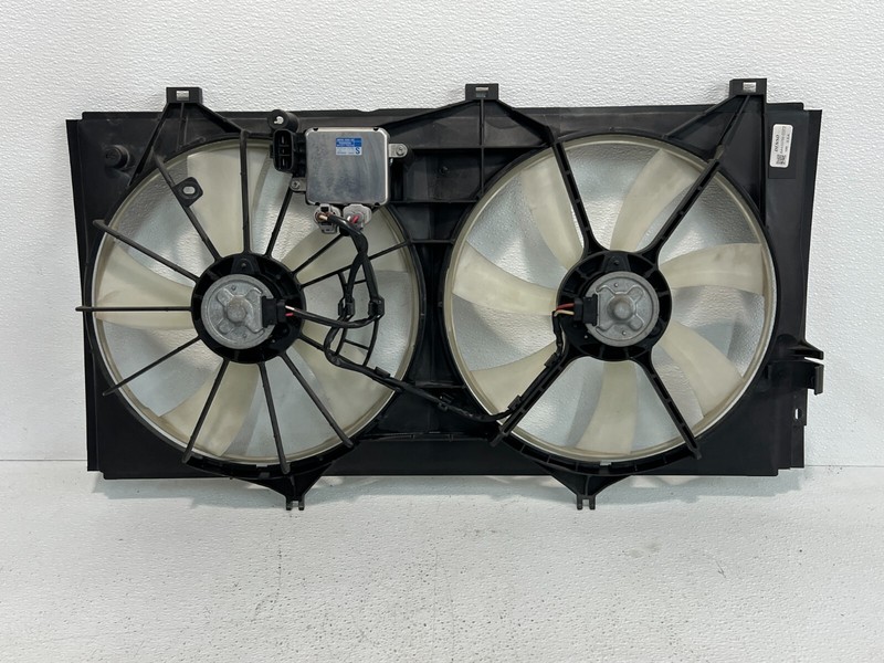 07- 11 TOYOTA AVALON ENGINE COOLING FAN ASSEMBLY 3.5L 6 CYLINDER OEM