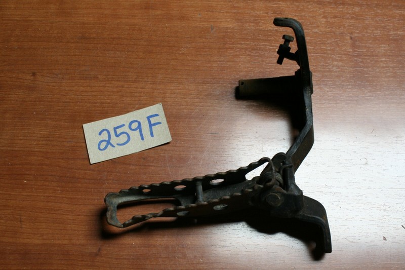 1986 Honda ATC 250SX Foot Peg Step Right OEM 86 E