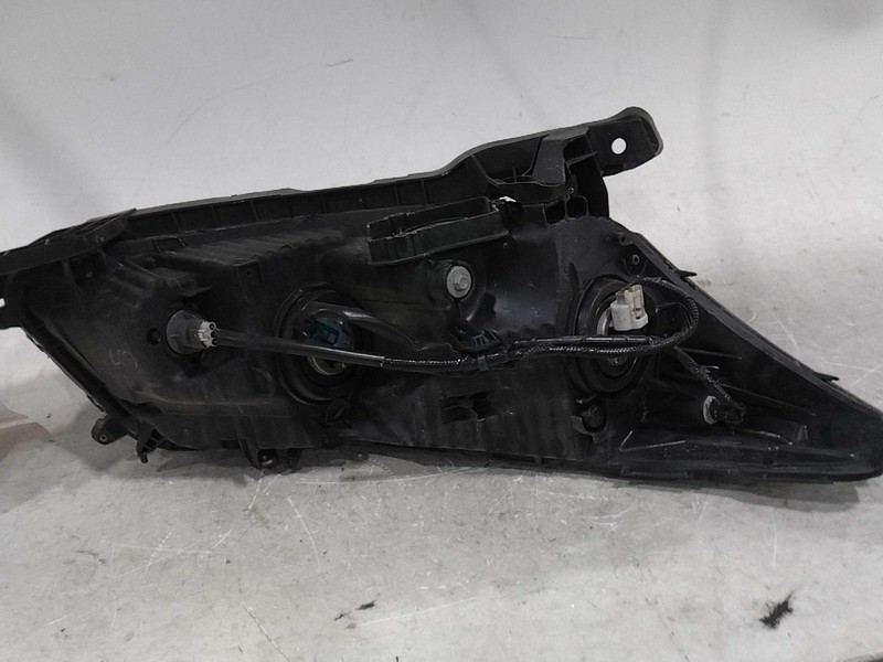 2012 Honda Accord Left Headlight Assembly Grey Used OEM 106K Miles SCUFFS