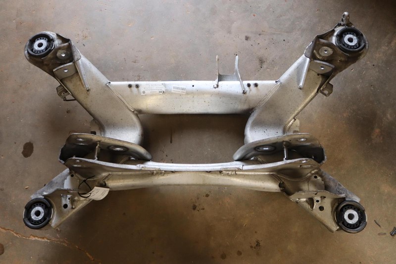 2003-2011 BENTLEY CONTINENTAL GT REAR SUSPENSION CROSSMEMBER SUBFRAME OEM