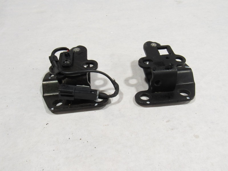 17-20 Mclaren 720S 720 2020 Spider Rear Left Right Roof Header Striker Set #3