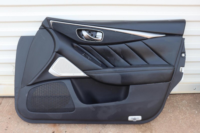 2016-2021 INFINITI Q50 FRONT RIGHT PASSENGER SIDE DOOR PANEL TRIM COVER OEM