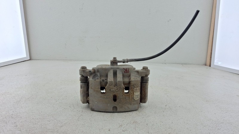 2018 - 2024 BUICK ENCLAVE FRONT RIGHT SIDE DISC BRAKE CALIPER OEM