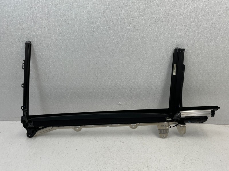 2016-2019 BMW 750i G12 Rear Left Window Sun Roller Shade Motor LWB 1529 OEM