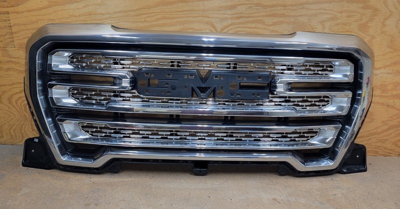 2019 2020 2021 GMC SIERRA 1500 DENALI FRONT BUMPER UPPER GRILLE OEM/ CAPA