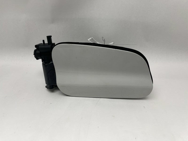 2012-2018 BMW 650I 4.4L PETROL GASOLINE FUEL FILLER TANK POCKET DOOR COVER OEM