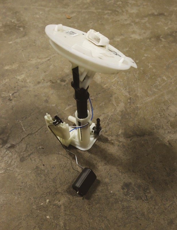 16-24 Chevrolet Camaro SS 6.2L Fuel Tank Level Sender Unit OEM *USED*