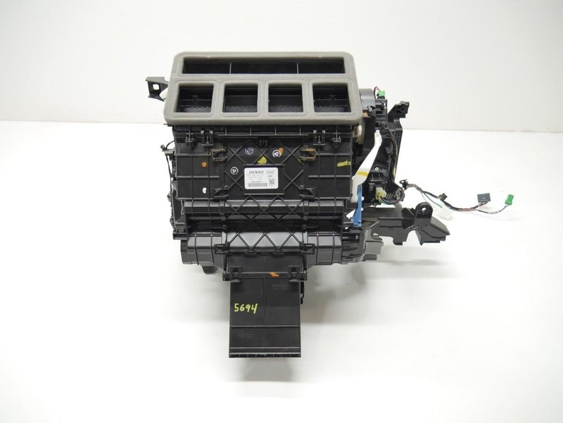 2023-2024 Honda HR-V HVAC Heater AC Housing Assembly OEM *Flaw*