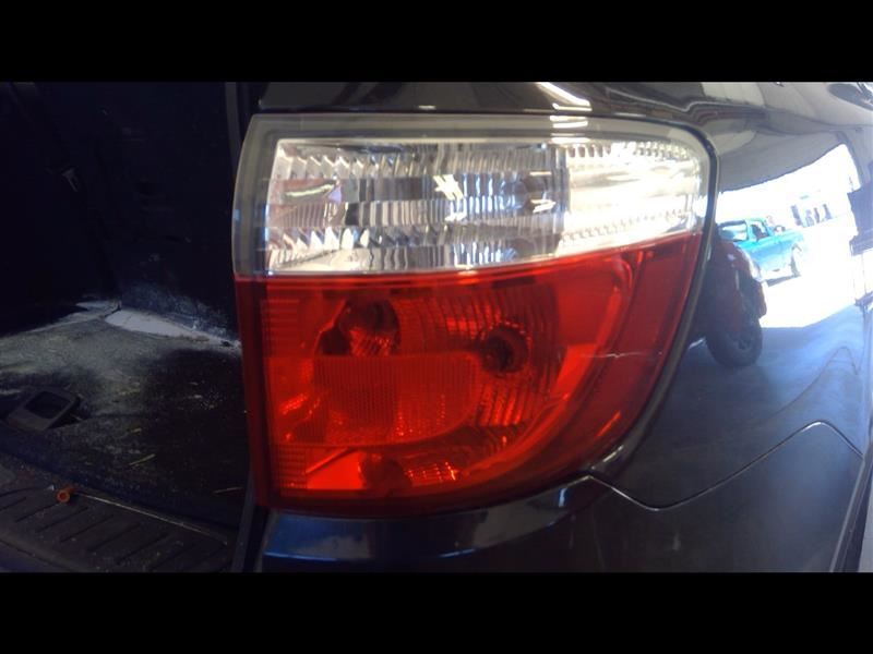 2011-2013 Dodge Durango Passenger Right Tail Light Lamp Quarter Panel Mounted