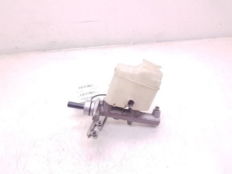 04-08 TOYOTA SOLARA 2.4L FWD BRAKE MASTER CYLINDER ASSEMBLY
