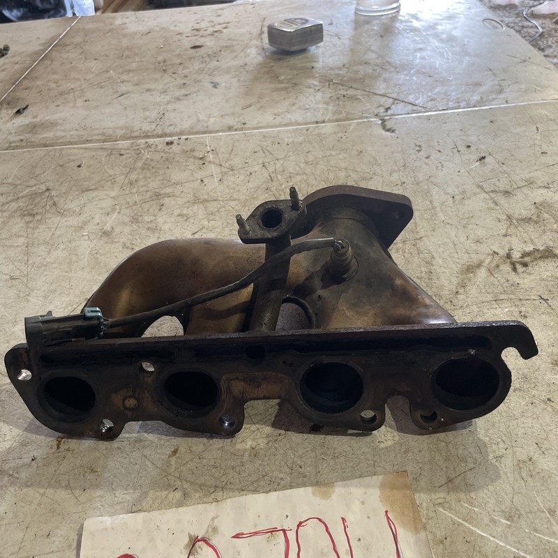 2006-2011 Right Or Rear Exhaust Manifold 4.6L318357