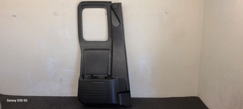 08-11 Dodge Dakota Extended Cab Rear Left Door Trim Panel Black OEM 5JJ31ZJ8AD