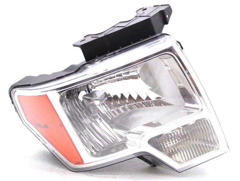 OEM Ford F150 Right Passenger Side Headlamp DL3Z-13008-A Peg Gone Tab Chip