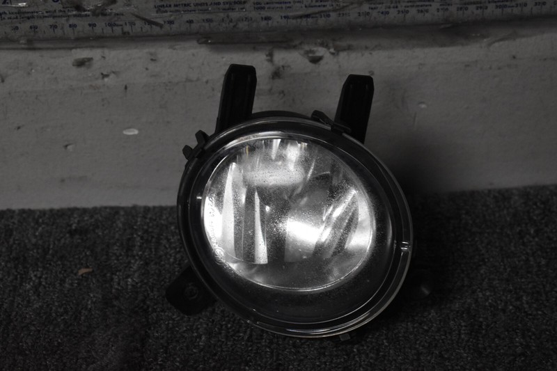2012-2016 BMW 328I BASE LEFT SIDE FOG LIGHT FACTORY OEM
