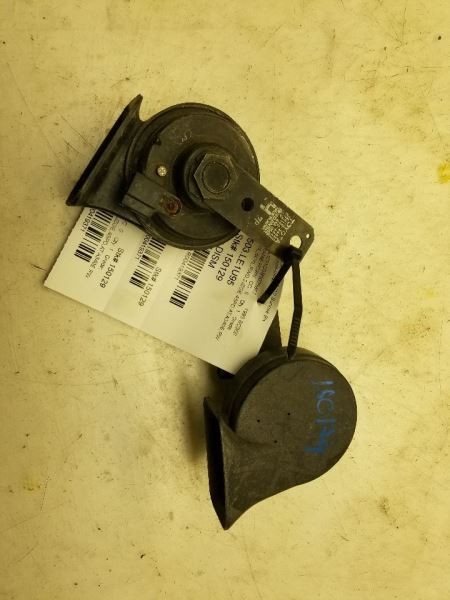 1995 LEXUS SC300 HORN PAIR