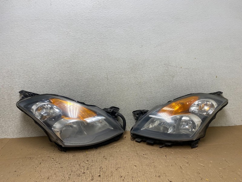 Sedan 2007 2008 2009 Nissan Altima Left+Right Set Headlights T8073 DW