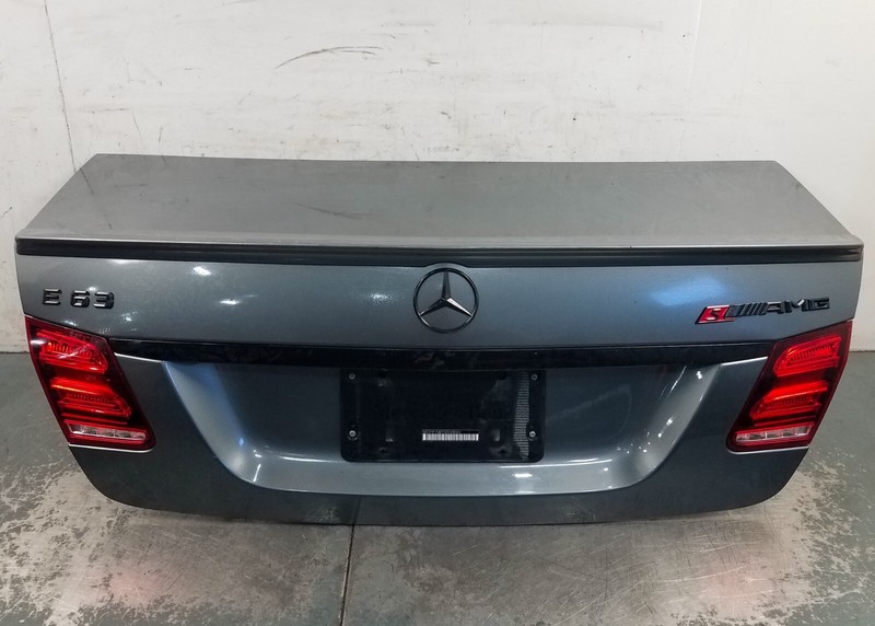 2016 Mercedes AMG E 63 S Trunk Lid #8042 G1