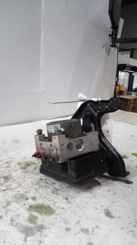 Used ABS Modulator fits: 2017 Honda Pilot modulator assembly w/o pre-crash syste
