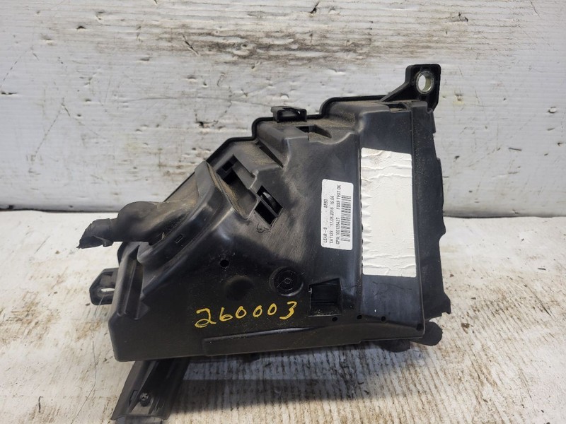 Fuse Junction Box Engine Without Hybrid Fits 16-23 VOLVO XC90 1730854
