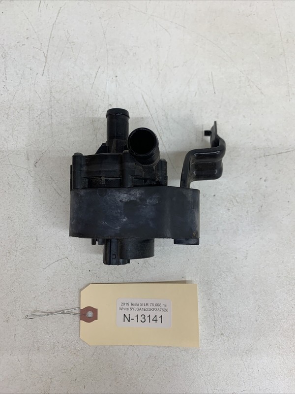 ⚡️2012-2016 Tesla S Battery Cooling Auxiliary Water Pump W/Bracket 13141 B5