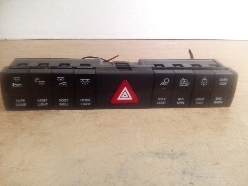 Freightliner Cascadia A06-90731-000 Primary Switch Module