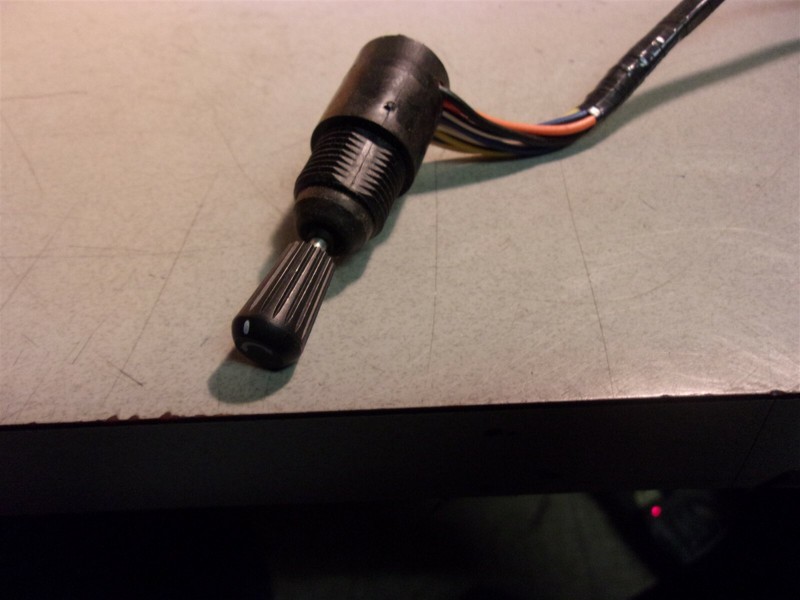 A Small Knob Attached to Multiple Wires 9-14/90 Lot of 35 *FREE SHIPPING*