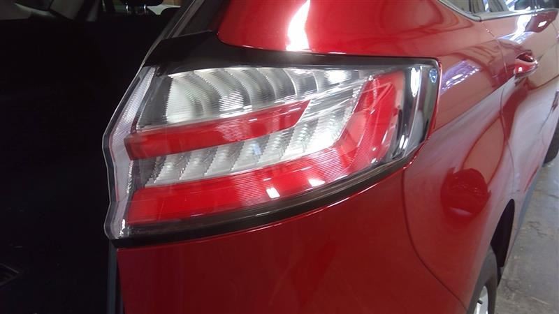 Passenger Tail Light SE Quarter Panel Mounted Fits 19-23 EDGE 3365449