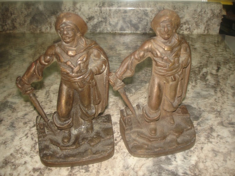 Vintage Antique Pirate Buccaneers Bookends heavy metal book ends NEAT