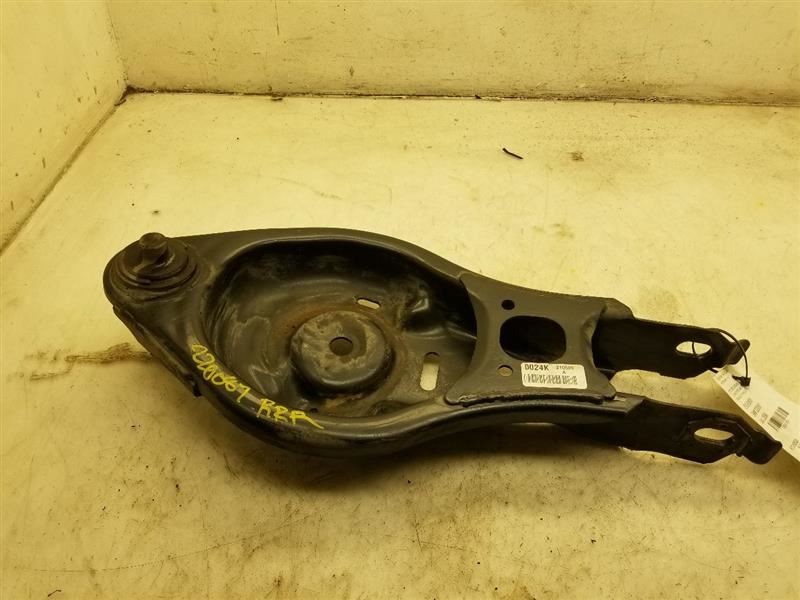 09-10 TOYOTA SEQUOIA RWD PASSENGER SIDE REAR LOWER CONTROL LOCATING ARM ASSEMBLY