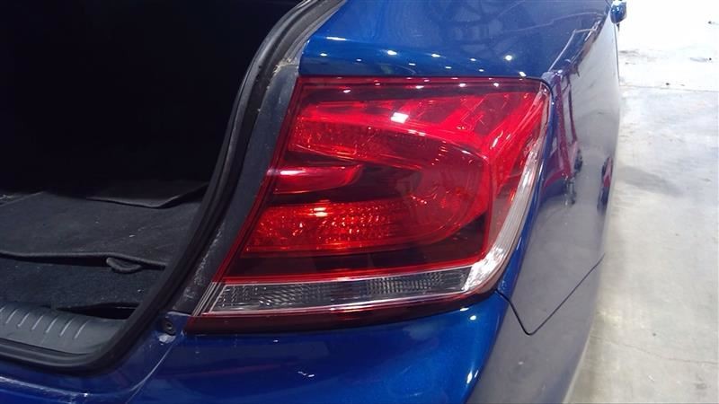 Passenger Tail Light Sedan Quarter Panel Mounted Fits 13-15 CIVIC 3239014