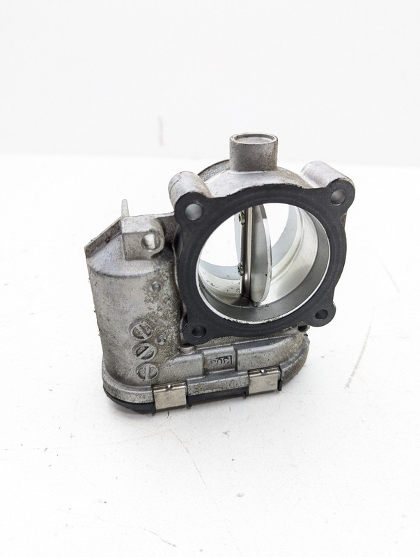 03-05 Mercedes W203 C230 1.8L Supercharger Throttle Body Valve 1110980109 OEM