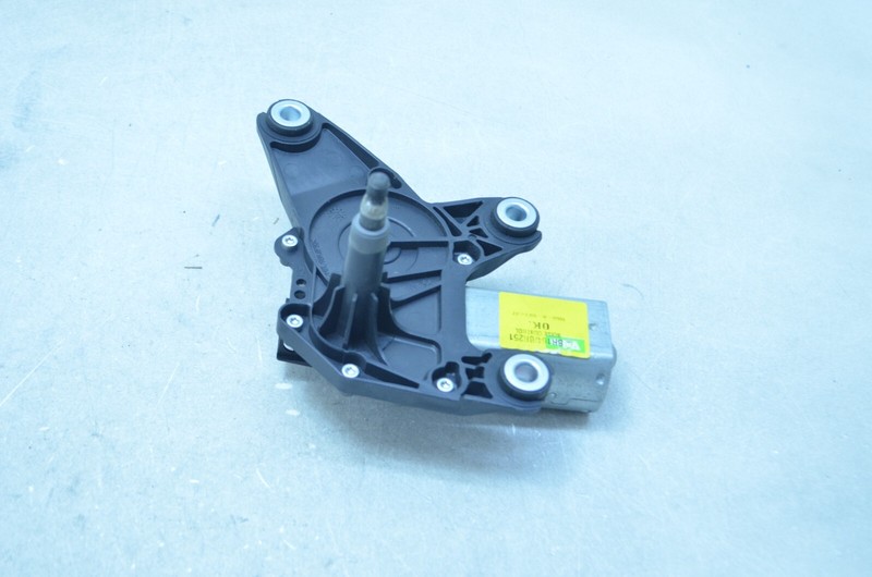 07-12 MERCEDES X164 GL CLASS REAR GLASS WIPER MOTOR OEM