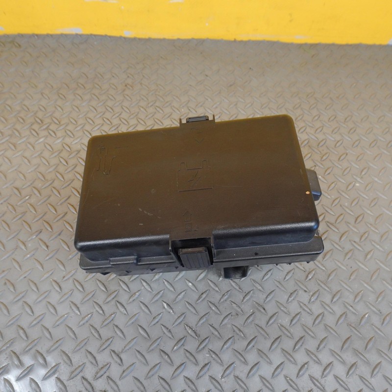 2020-2021 CHRYSLER PACIFICA ENGINE FUSE BOX RELAY BLOCK TIPM MODULE 68239267AC