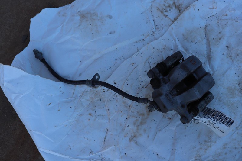 2018-2022 TOYOTA CAMRY FWD 2.5L REAR RIGHT PASSENGER BRAKE CALIPER W/ HOSE OEM