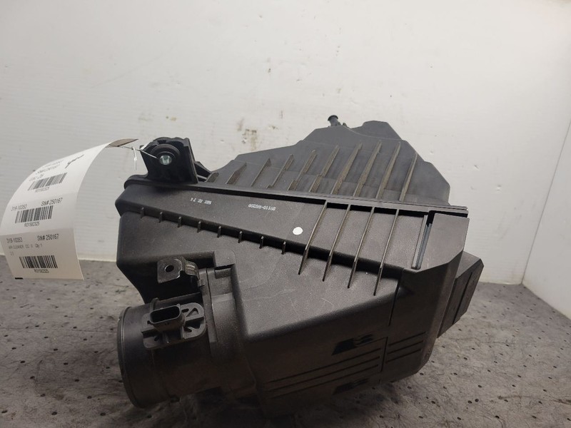 Air Cleaner 2.5L Korea Built Fits 22-23 TUCSON 1582325