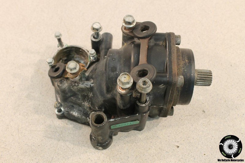1984 Honda V65 Sabre VF1100S FINAL DRIVE GEAR OUTPUT SHAFT VF 1100 S 84