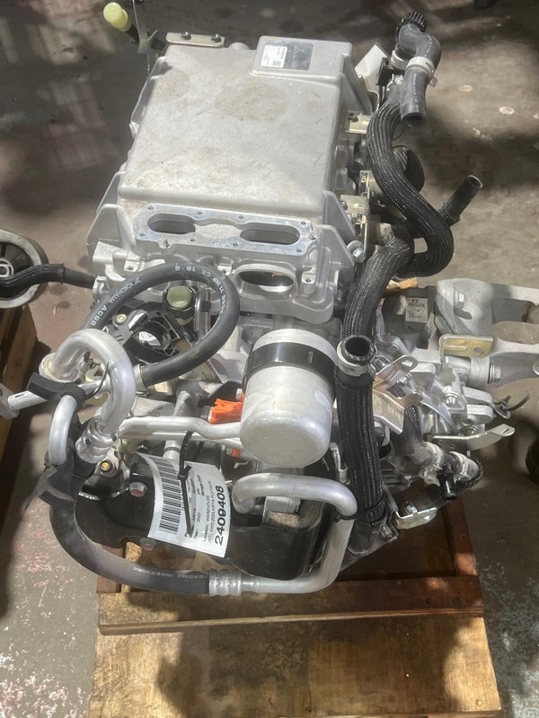 2023-2024 AWD Ariya Platinum + Complete With Engine And Coolant Hoses & Mounts