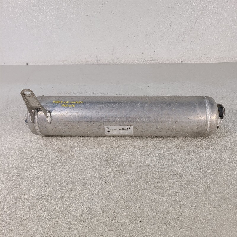03-10 Porsche Cayenne Air Suspension Reservoir Tank 7L0616201A Oem Aa7483
