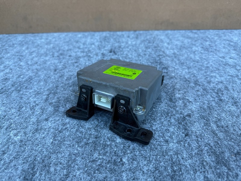 GENESIS GV80 2021-2024 OEM CONSOLE AC/DC POWER INVERTER CONTROL MODULE UNIT