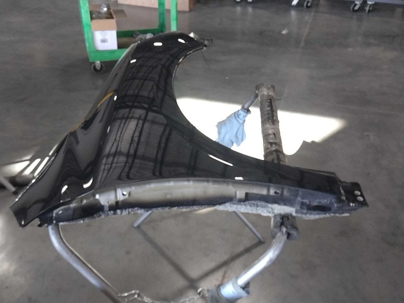 2014 Nissan Pathfinder Front Right Fender Black OEM Used 94181 109K Miles
