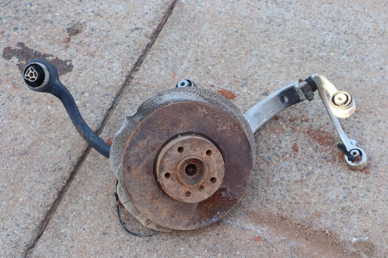 2014-2018 BMW X5 F15 AWD FRONT LEFT SPINDLE KNUCKLE WHEEL HUB W/ CONTROL ARM OEM