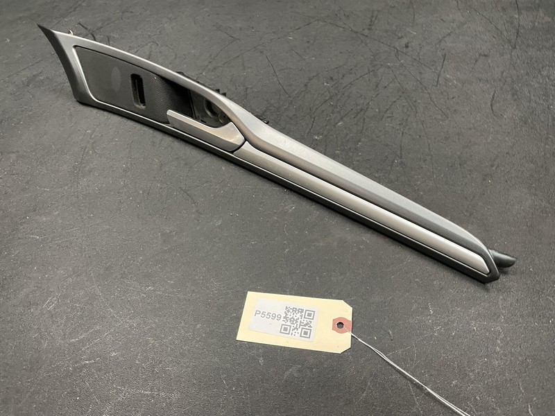 Front Right Door Inside Handle 2016 Ford Fusion DS7Z-54239A00-BA 2013 2014 2015