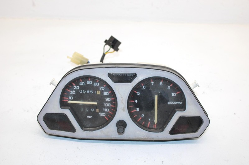 90 Yamaha Exciter Ii Le Ex570ep Oem Speedometer Assy 82M-83580-40-00 SY33
