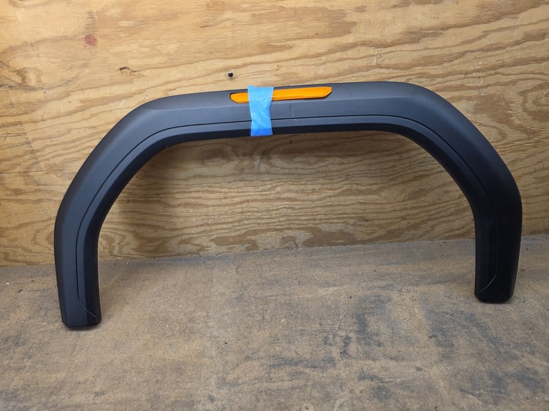 2020 2021 2022 GMC SIERRA 2500 3500 REAR RH WHEEL ARCH FLARE FENDER TRIM MOLDING
