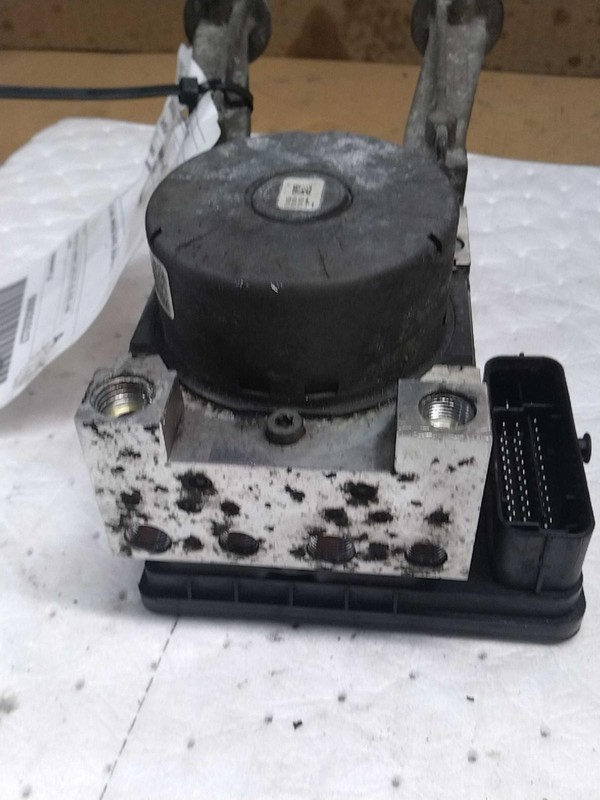 Used ABS Pump and Motor Assembly fits: 2018 Chrysler 300 assembly w/o adaptive c