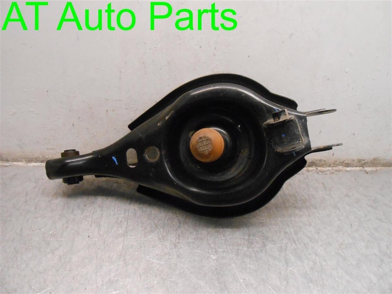 05-06 CHEVY EQUINOX PASSENGER REAR LOWER CONTROL ARM OEM 15228794