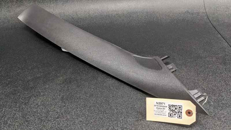 Front Right A Pillar Trim Cover 2019 Nissan Kicks 76911-5RL5A 2018 2020