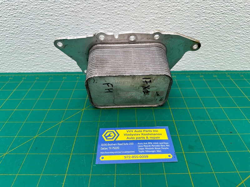 16-19 BMW X1 X2 F48 F39 2.0L ENGINE OIL COOLER OEM