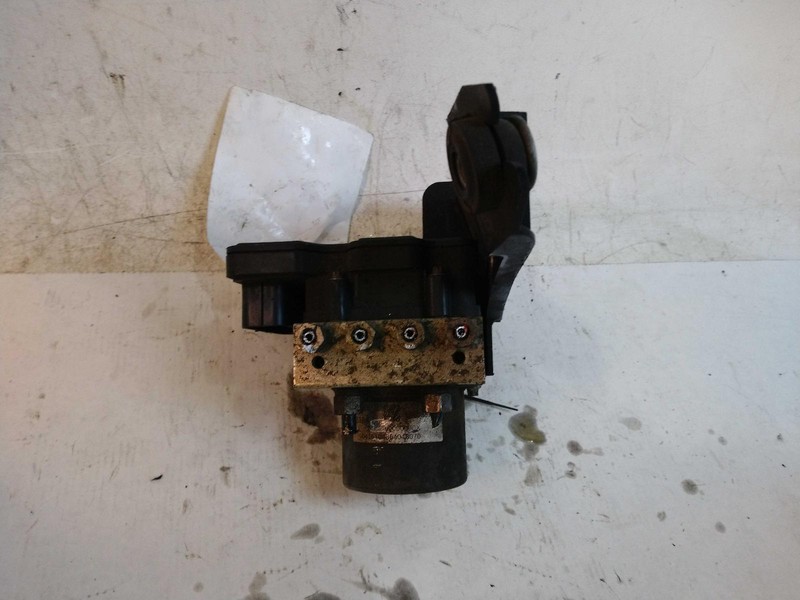 Used ABS Hydraulic Assembly fits: 2016 Chevrolet Cruze VIN B 4th digit New Style