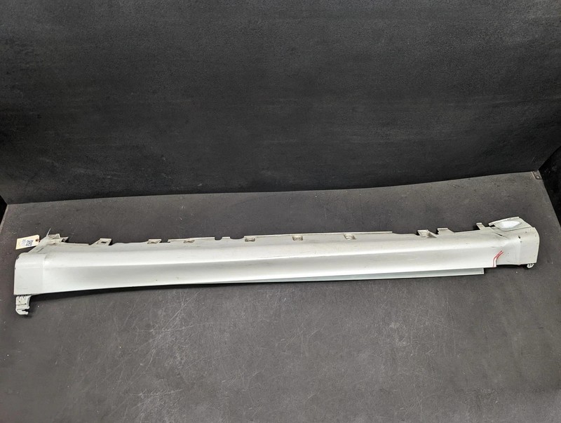 Left Rocker Panel Molding 2018 BMW X6 51778065893 2015 2016 2017 2019 X